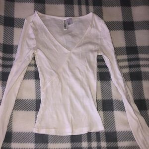 White long sleeve shirt